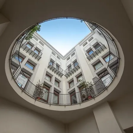 Apartament Malu Apartment-palazzo Quaroni