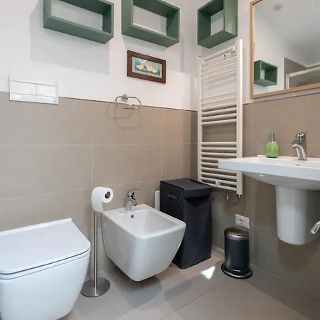 Malu Apartment-palazzo Quaroni *